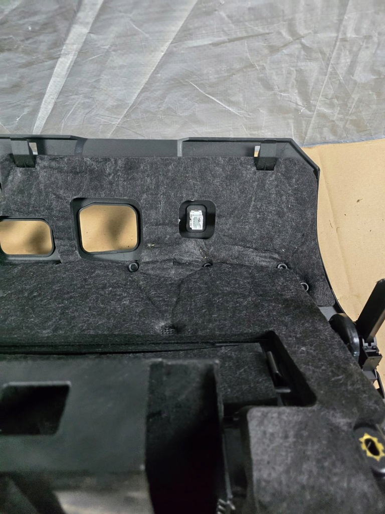 фото №6, Audi a3 8v бардачок пасажира чорний eu.