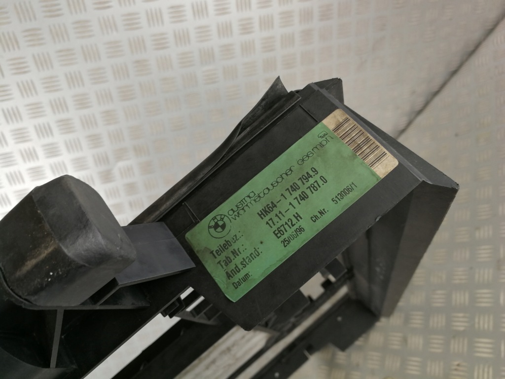 фото №8, 1740794 1740787 1141819 1740796 рамка радіатора радіатор оливи bmw e39 5