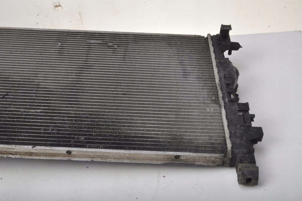 Opel astra j iv 1.3 cdti радиатор воды 13267655 Киев