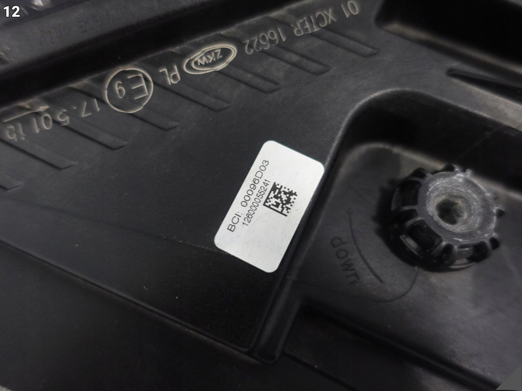 Lamborghini urus s / performante 4ml 18- лампа full led права перед європа в Україні