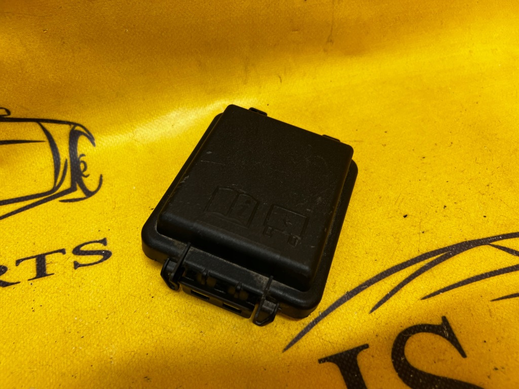 фото №1, Защита крышка предохранителей lr discovery v l550