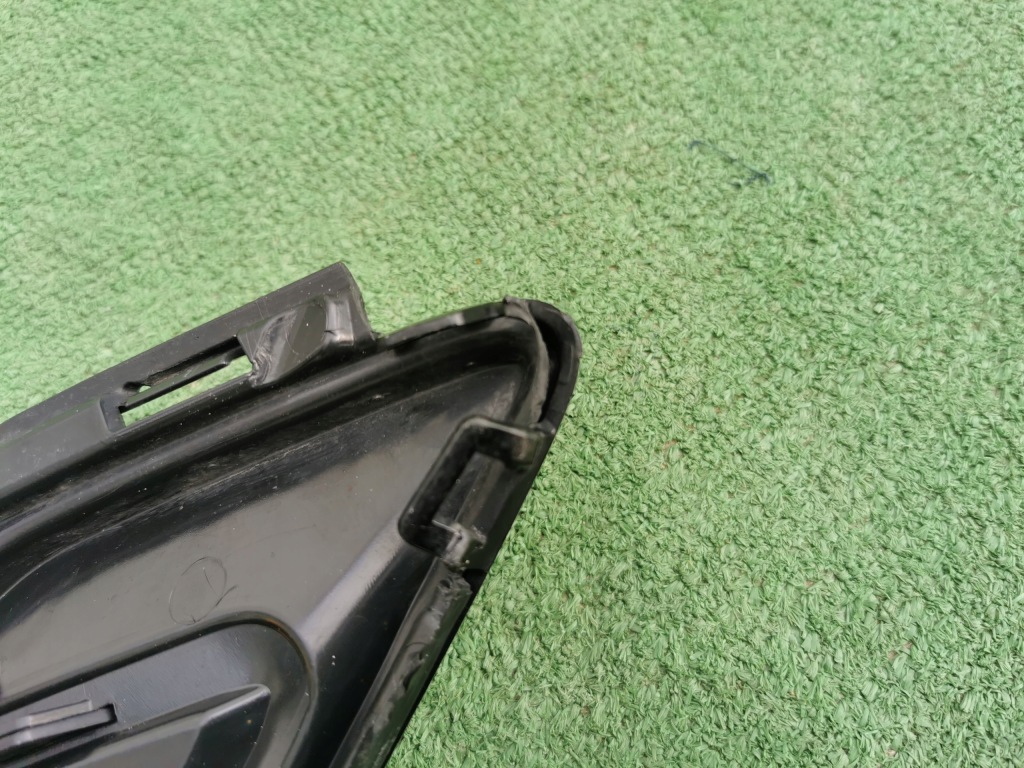 фото №9, Решётка заглушка бампера левая задняя задняя audi q8 s line 4m8 4m8807319a