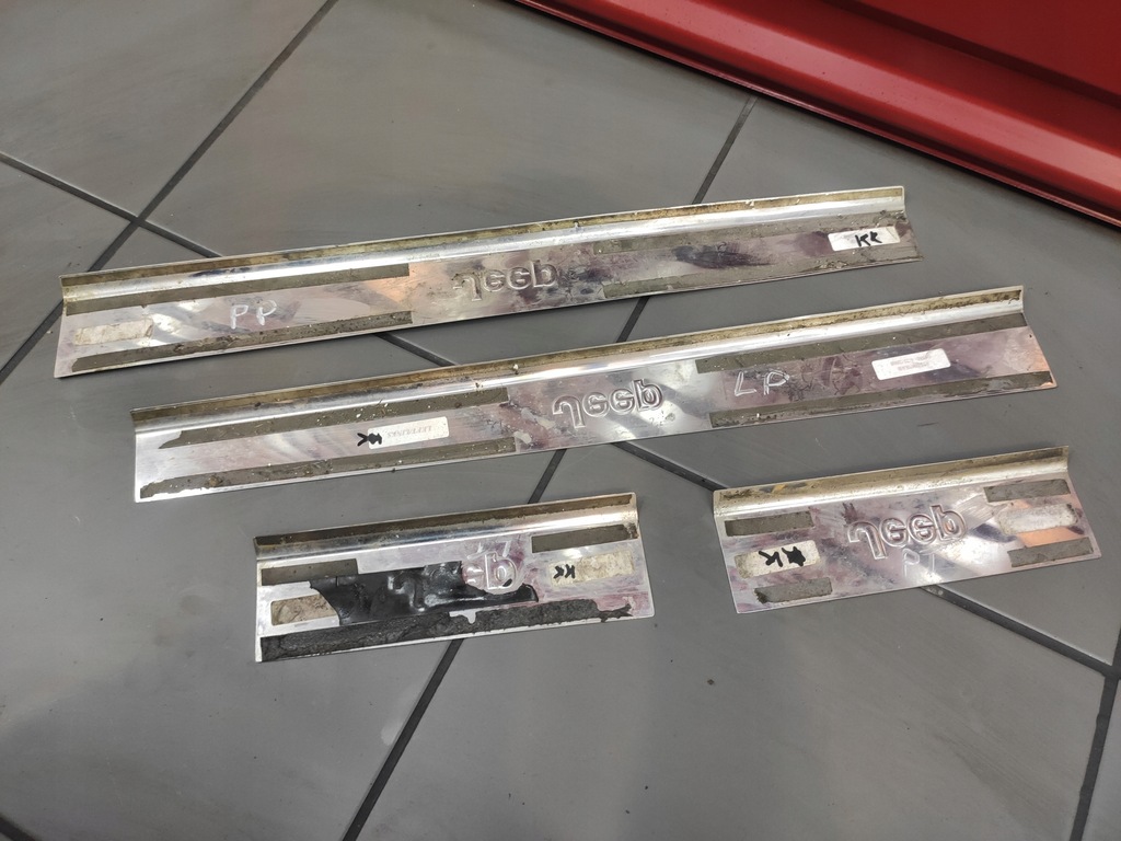 фото №10, Jeep cherokee liberty kk 07-12r накладки пороговые накладки комплект оригинал