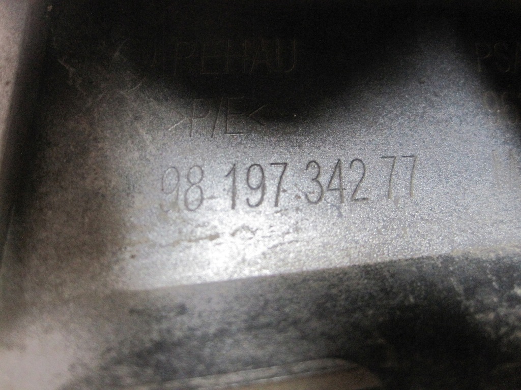 фото №9, Накладка góra спойлер накладка-спойлер бампера передній citroen ds7 9819734277