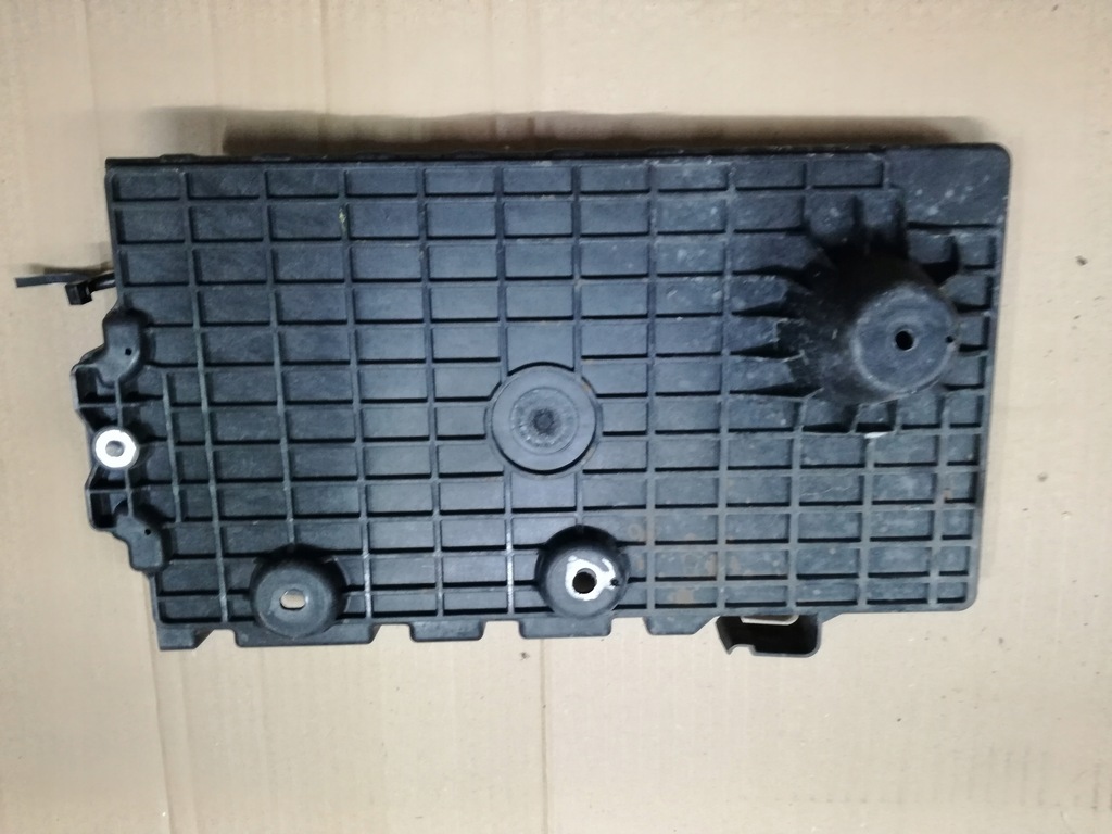 фото №1, Volvo v40 ii основа акумулятор 31301934