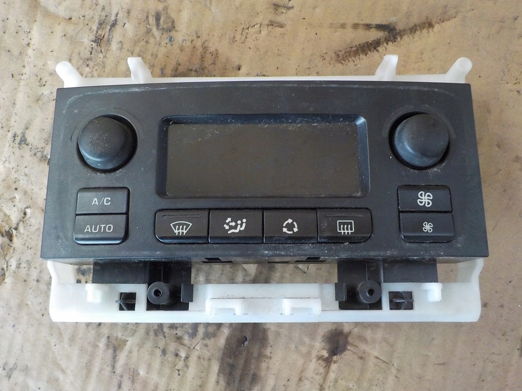 фото №1, Peugeot 307 2.0hdi дисплей 9657882980