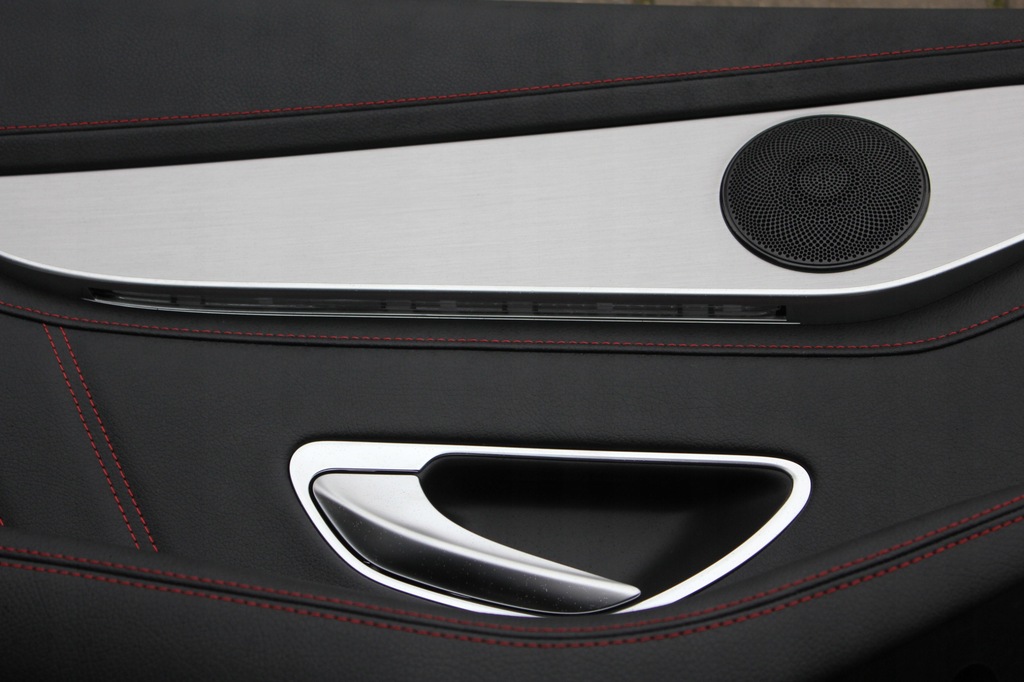 фото №9, Обшивки двері задня kpl. mercedes c-klasa glc