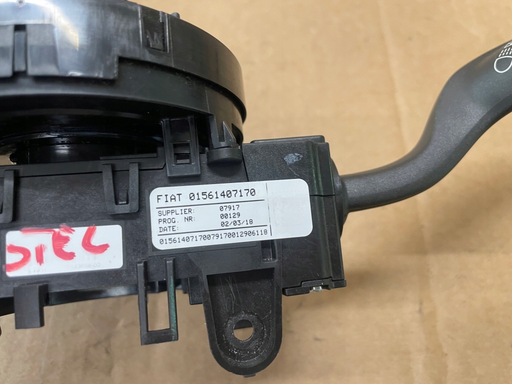 фото №3, Alfa romeo stelvio перемикачі перемикач комбінований 01561407170