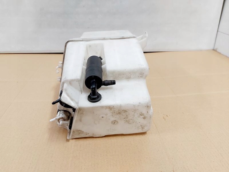 фото №8, Toyota avensis t25 бачок омывателя ксенон