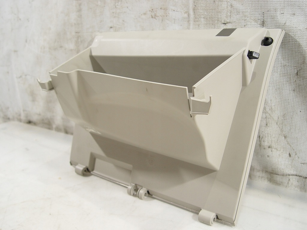 фото №9, Chrysler pacifica 16- бардачок пассажира правый