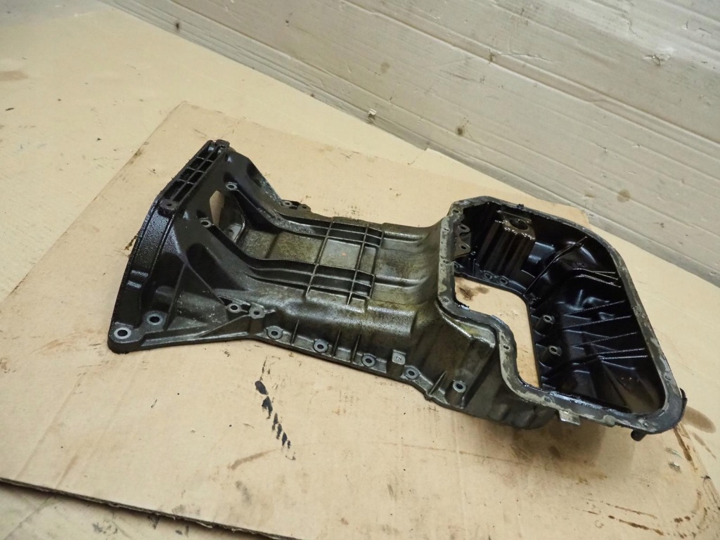 W210 3.2 v6 поддон масляная верхний 1120140502 с Разборки