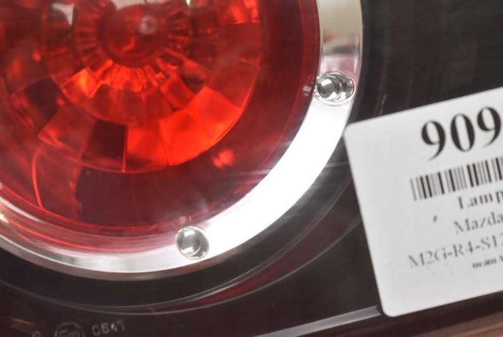 фото №8, Лампа ліва задня задня mazda 3 1 i bk 5d hb lift 06-09