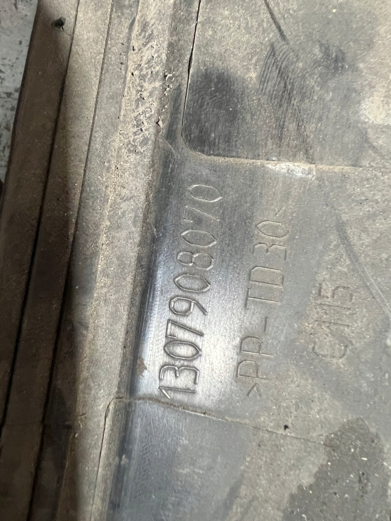 Жабо верхній пластиковий ducato boxer jumper iii 06-14 комплект європа Недорого