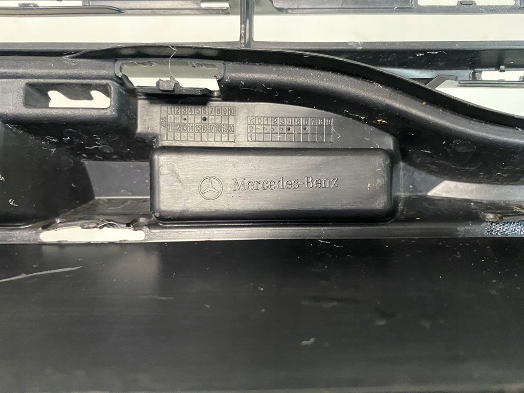 фото №10, Спойлер dół бампера перед передній mercedes eqb 243 h243 x243