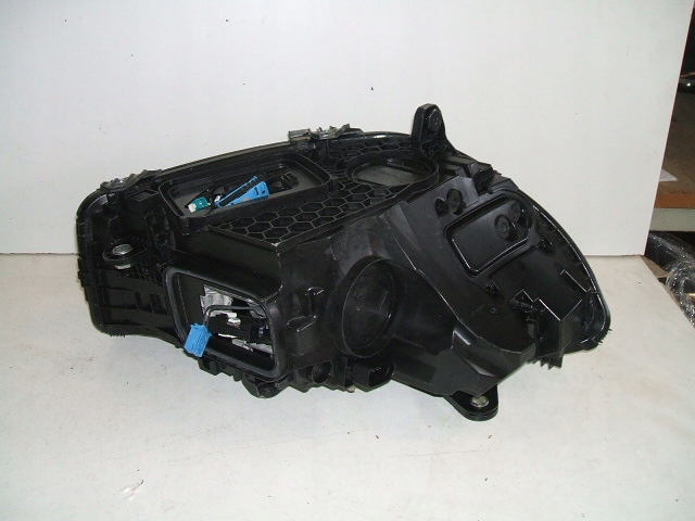 фото №12, Mercedes w206 full led лампа правая левая digital light 2069063003 2069062903