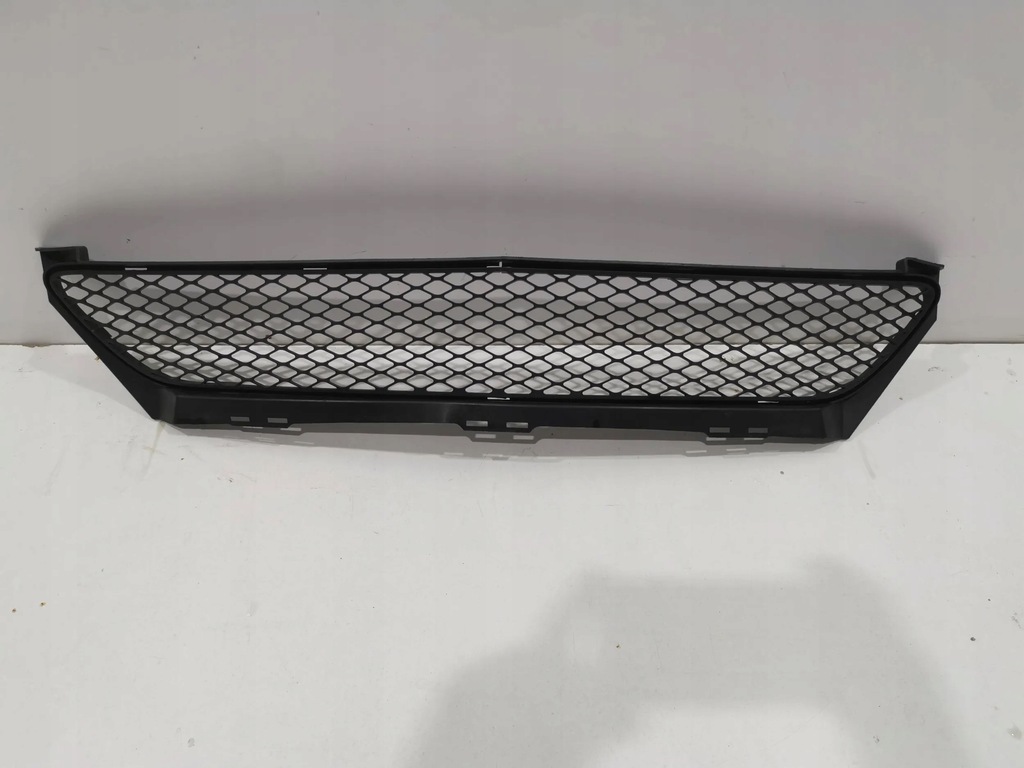 фото №2, Mercedes slk r171 решётка бампера передний lux !