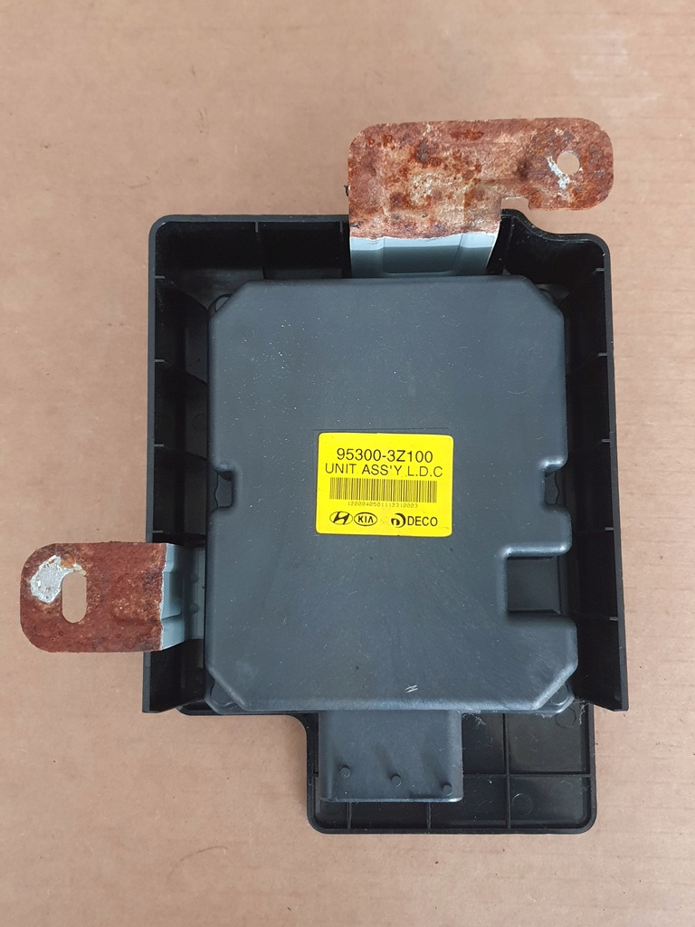 фото №1, Hyundai i40 1.7 модуль assy 95300-3z100