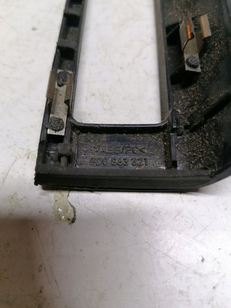 фото №3, Захист рамка панелі консолі audi a4 b5