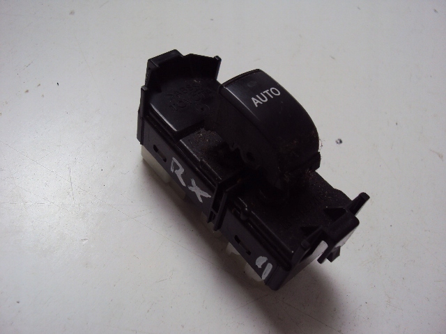 фото №2, Перемикач вікон правий перед lexus rx ii