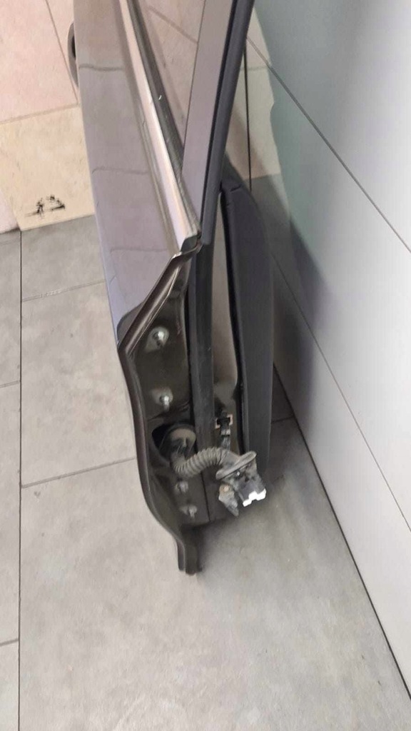 фото №12, Дверь правый перед правый задняя nissan pulsar 2017r.