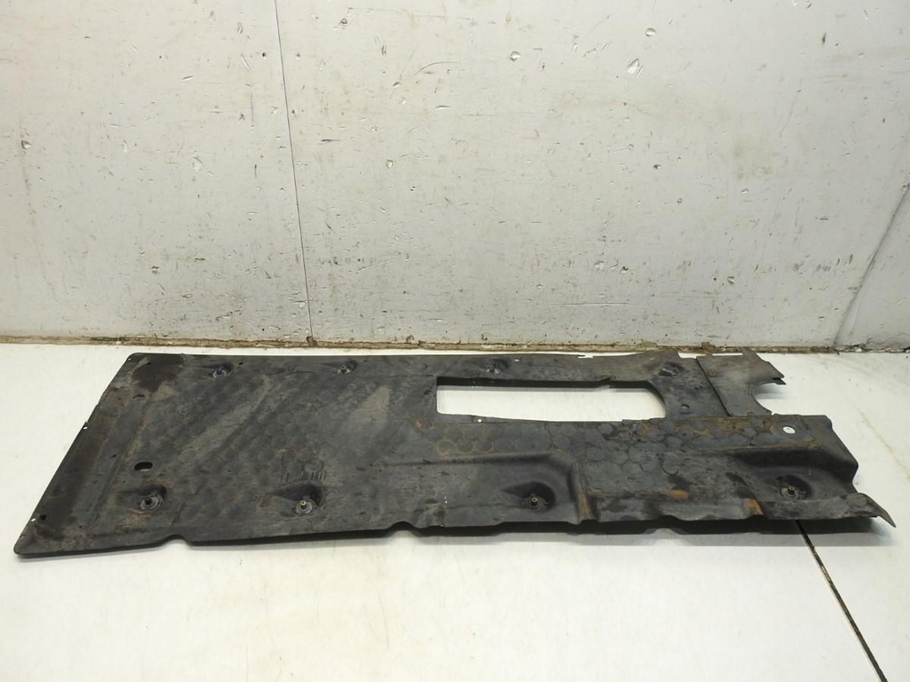 фото №10, Захист підвіска права audi a3 8p sportback 1k0825212l