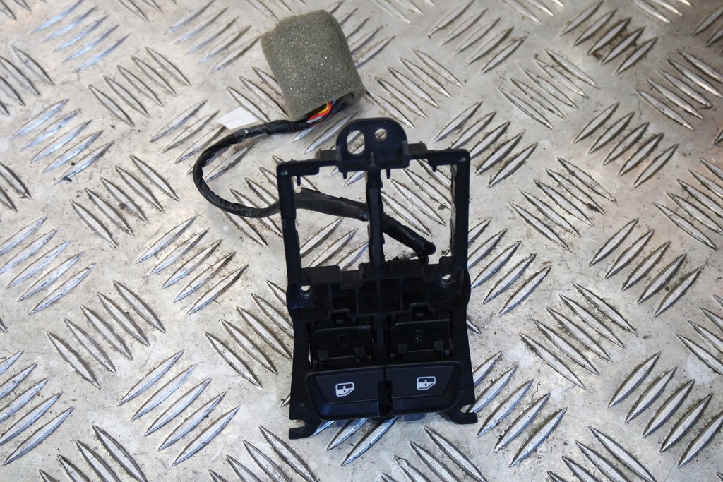 фото №1, Панель керування вікон ferrari 488 735466