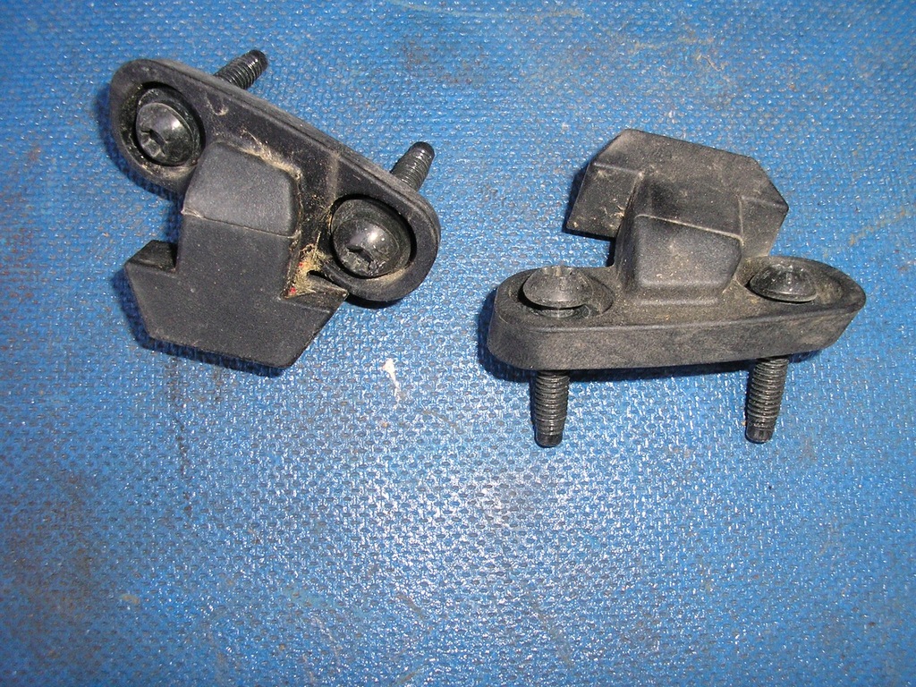 фото №1, Volvo xc90 ii відбійники кришки задня багажника