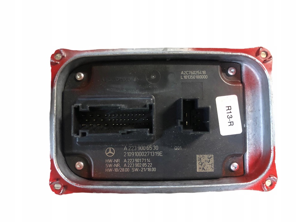 фото №1, Mercedes w223 преобразователь модуль led 2239006530