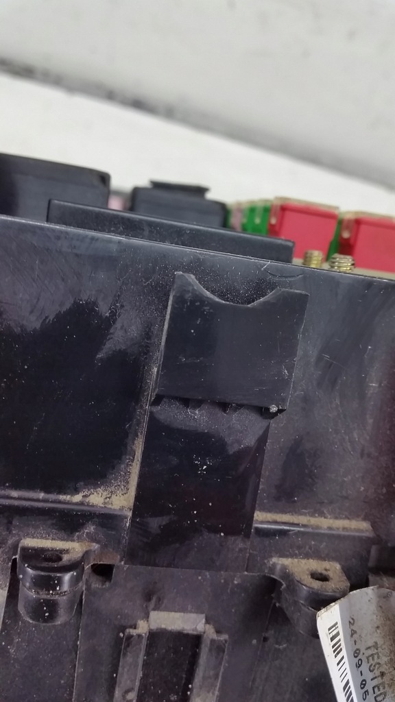 фото №6, Land rover discovery iii корпус предохранителей