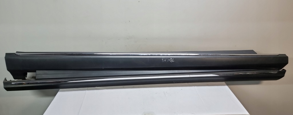 фото №1, Mercedes w166 ml молдинг порог хром