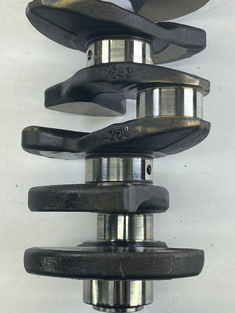 Wał колінчастий bmw 4 f36 gran купе 7643258 в Україні