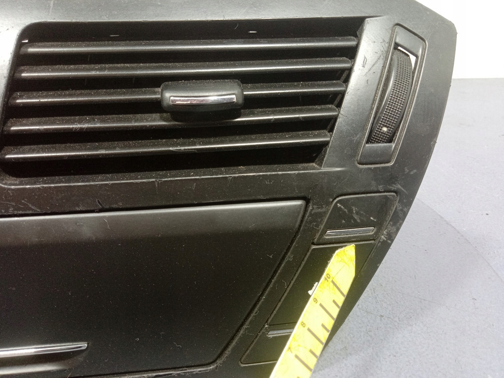 фото №12, Citroen c4 grand picasso i решётка обдув рамка радио 96821139zd