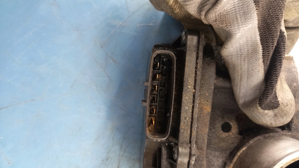 фото №2, Дросельна заслінка mazda 5 06r 2.0d