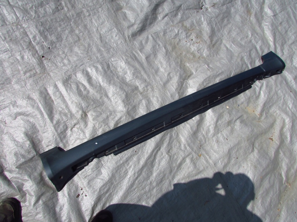 фото №1, Audi s4 b6 sedan молдинг порог левая 8e0853859