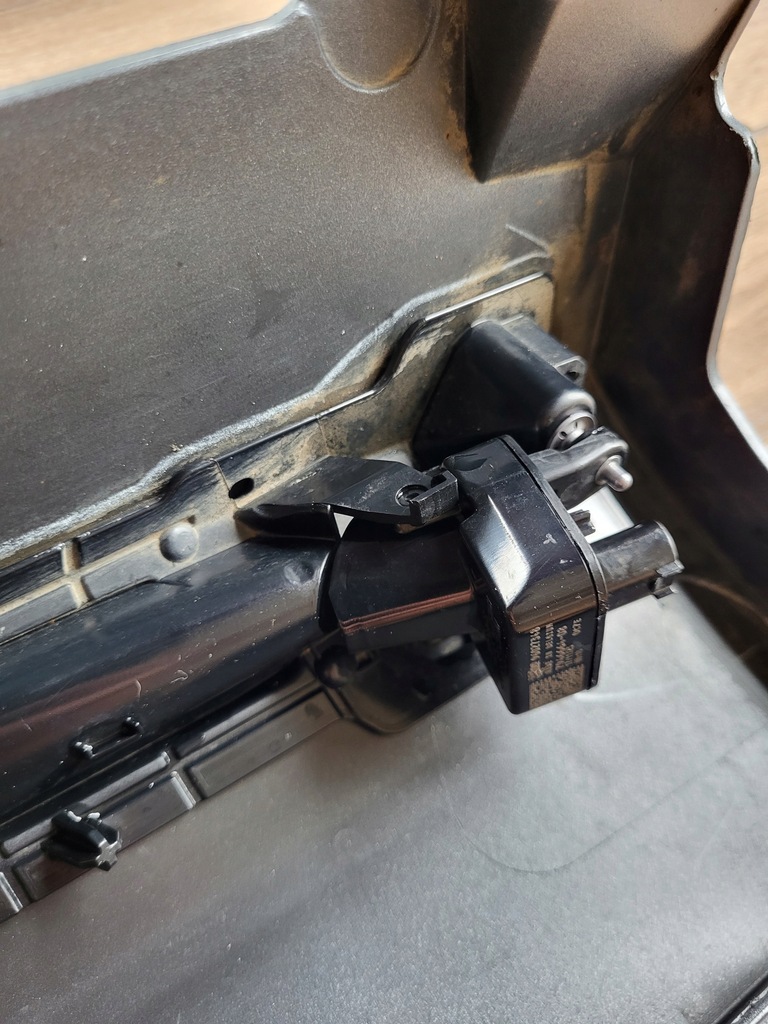 фото №16, Поріг молдинг поріг права bmw x5 g05 mpakiet 18- 8069277 молдинг з світлодіод