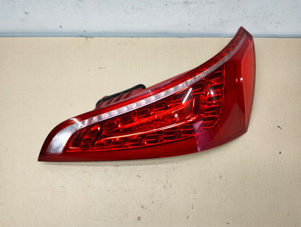 фото №6, Лампа права задня задня w кришка led audi q5 8r lata 2008-2012 8r0945094a