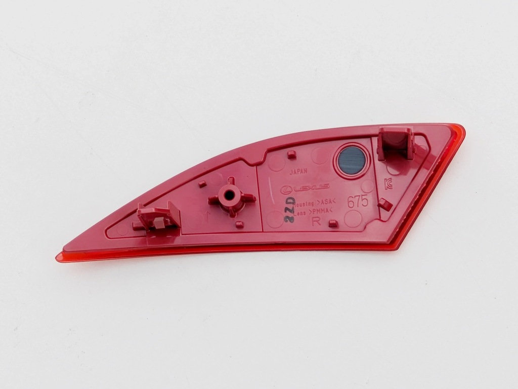 Lexus rx iv лампа відбивач бампера правий задня 19- Ціна