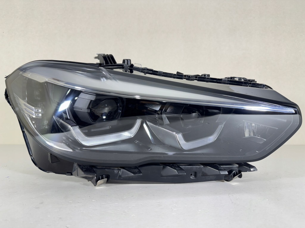 Купить Bmw x5 g05 x6 g06 full led фара правый  перед фара подсветка - хорошее состояние