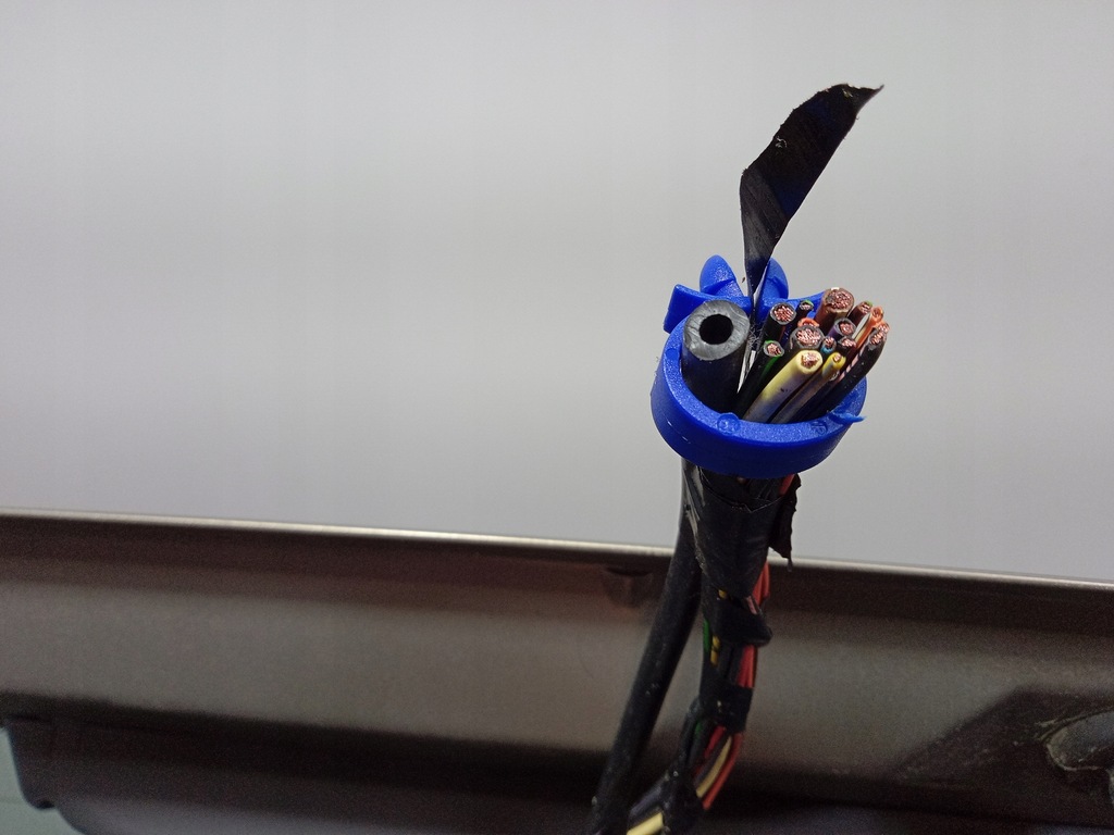 фото №8, Fiat panda ii задняя крышка багажника багажника 652