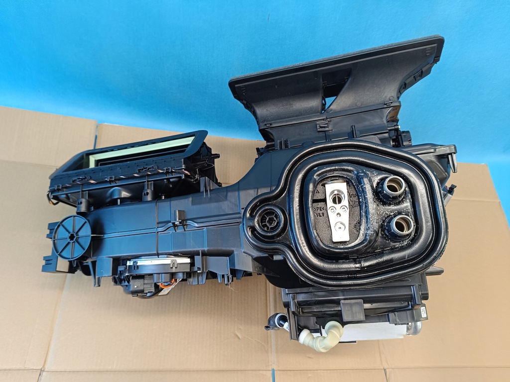 фото №11, Skoda scala lift 1.0tsi 24r обігрівач kombajn теплообмінник тепла 2q1820007b