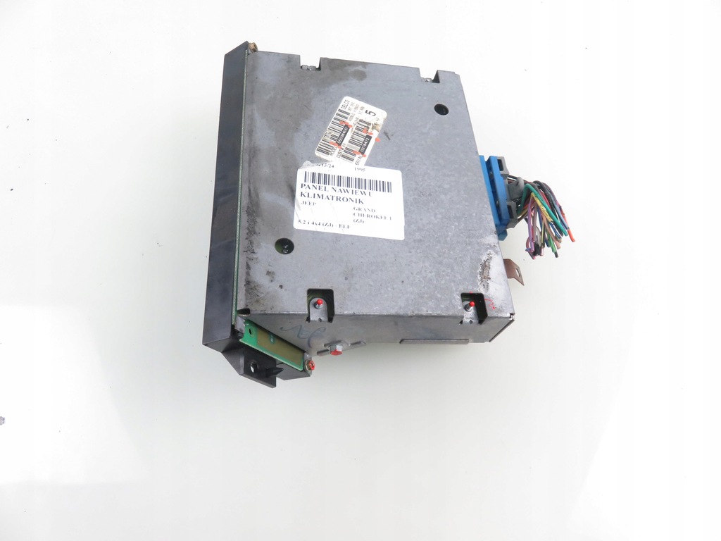 фото №13, Панель обдув кондиционера jeep grand cherokee i zj 55036400