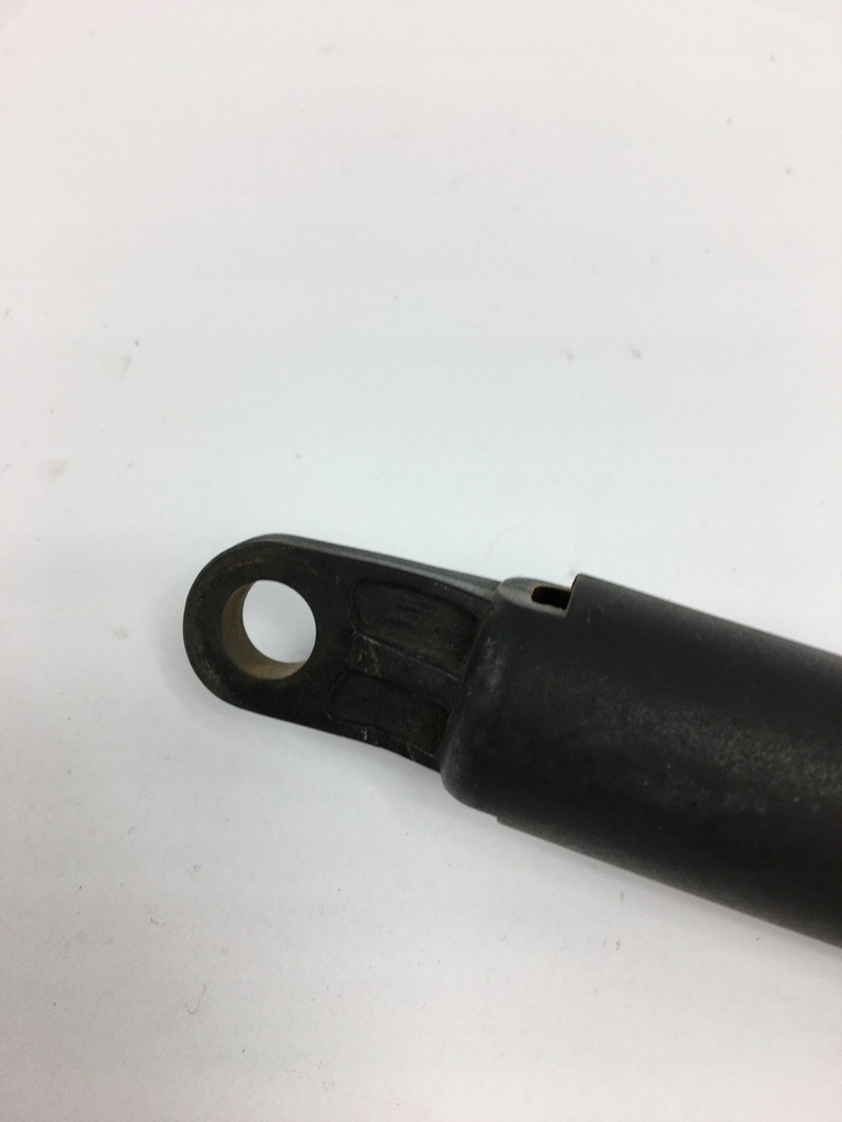 фото №7, Защита цилиндра капот mercedes w201 190 2018870483 oem bdb состояние