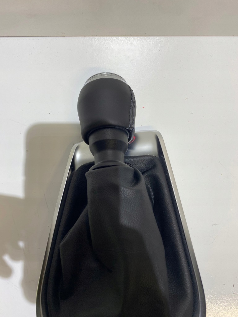 фото №2, Renault captur ii ручка передач рамка чехол