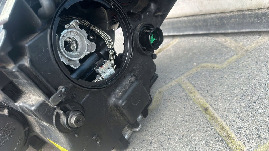 фото №6, Kia sorento 2016- лампа права ліва ксенон