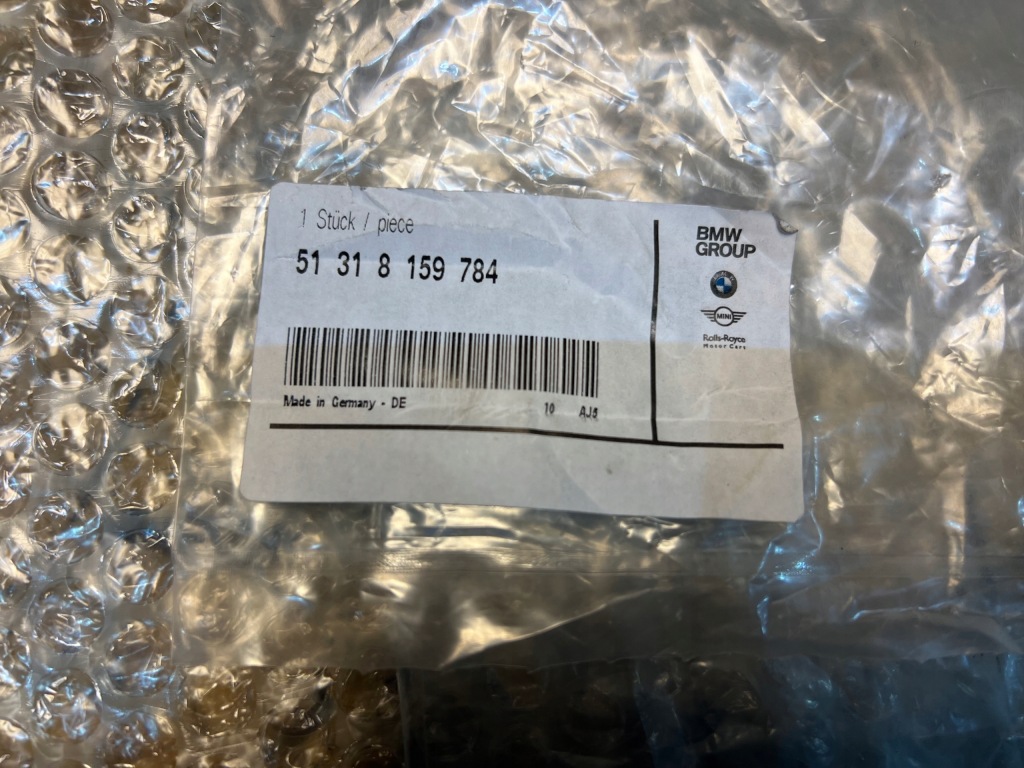 фото №6, Bmw e39 прокладка скло лобове верхній 51318159784