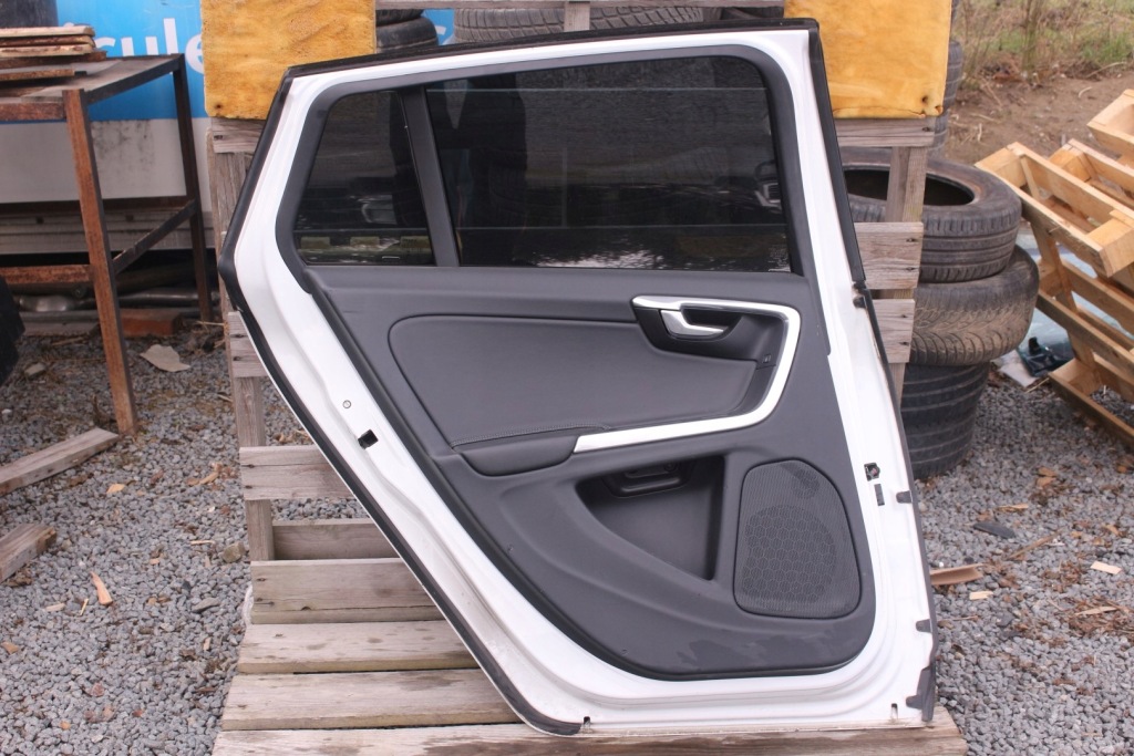 фото №7, Дверь левый задняя полный volvo v60 614-46