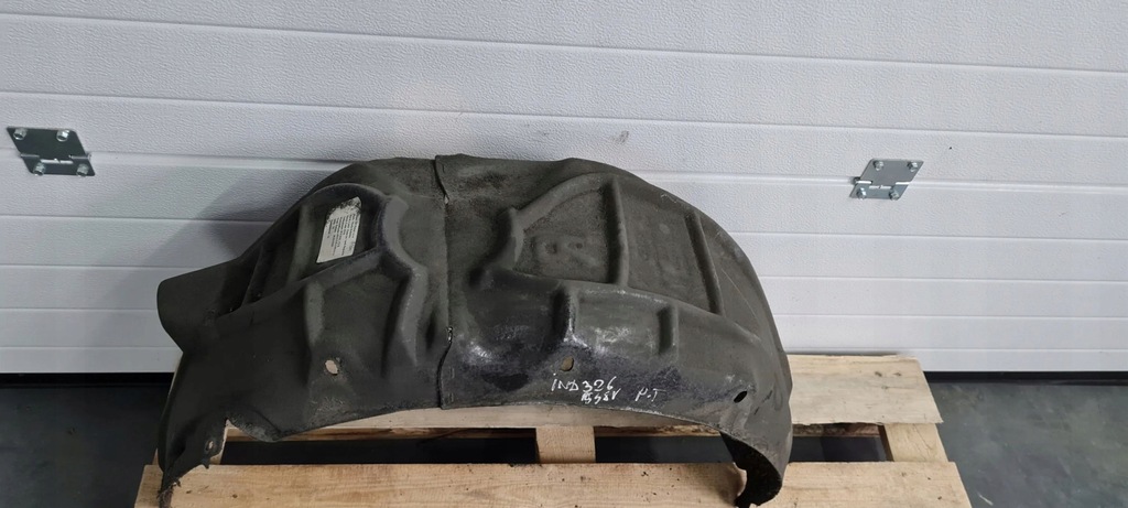 фото №9, S3 8v sedan a3 подкрылок правое правый задняя sedan 8v5810172b