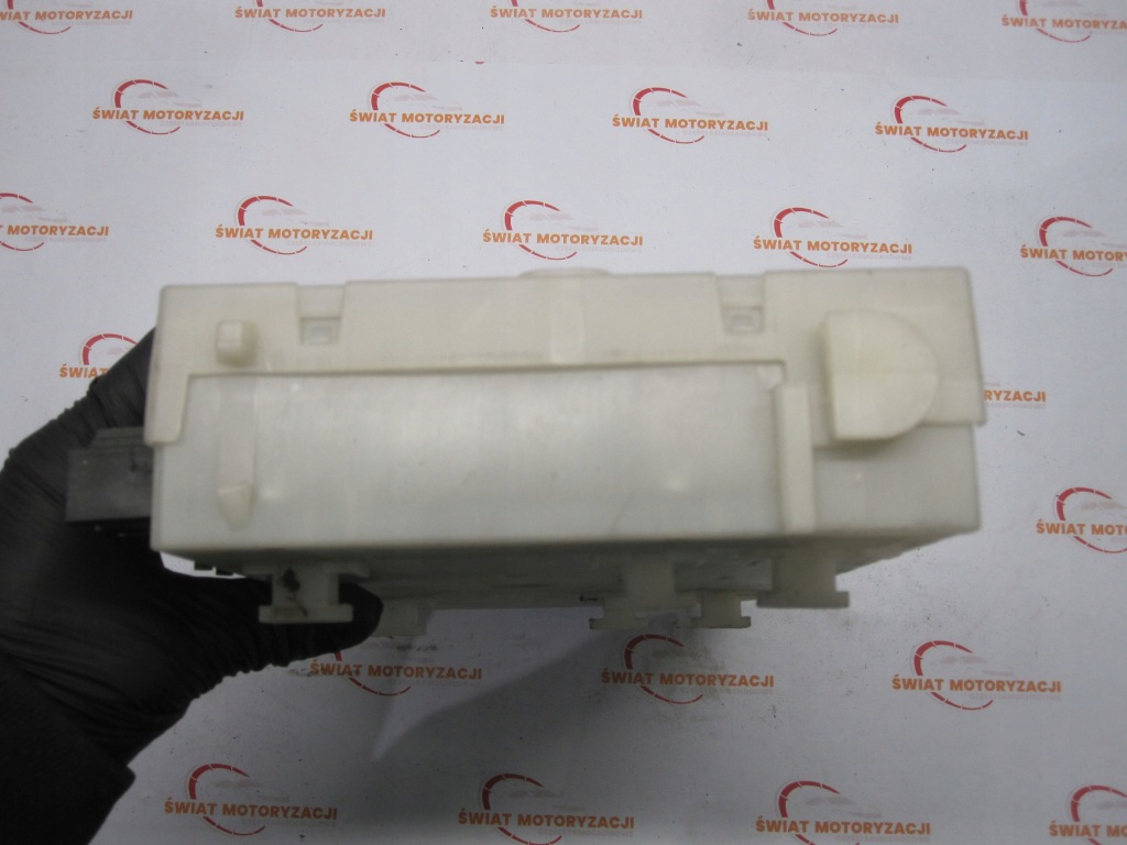 Land rover freelander 2 06r модуль комфорта коробка bsi 6g9t-14d572-la Недорого