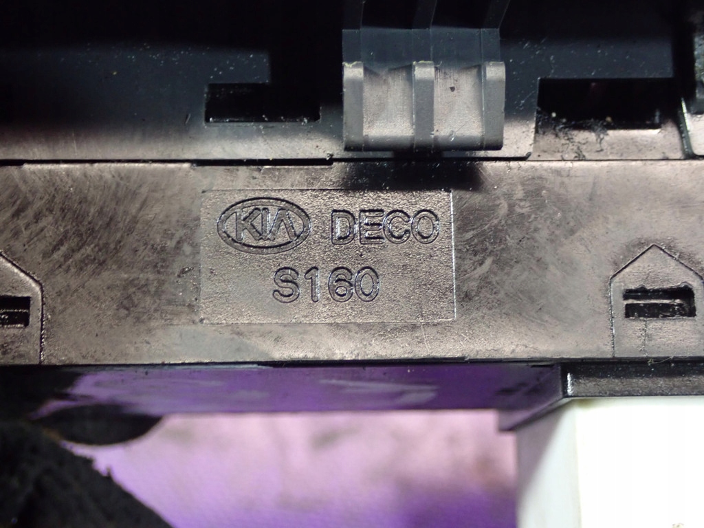 фото №5, Kia cerato 04-06 переключатель регулировки окон 621w05560