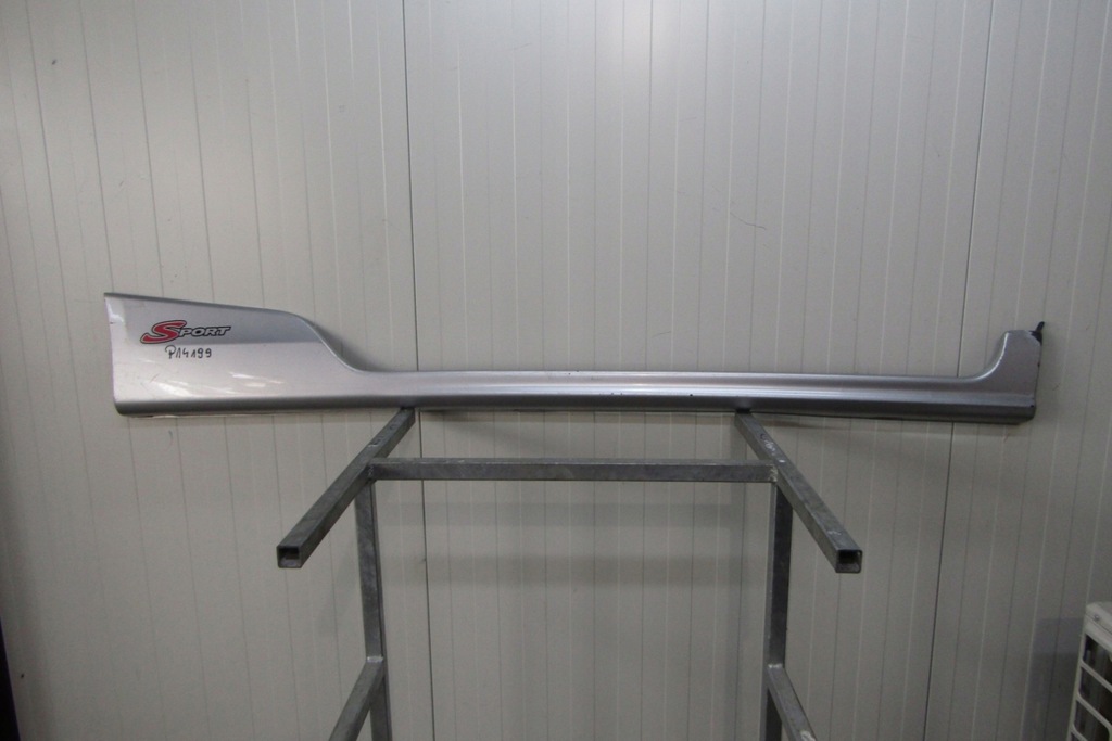 фото №1, Молдинг порог правая honda civic vii 7 type r 00-06 3d